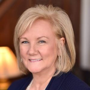 Meet your Posher, Debra